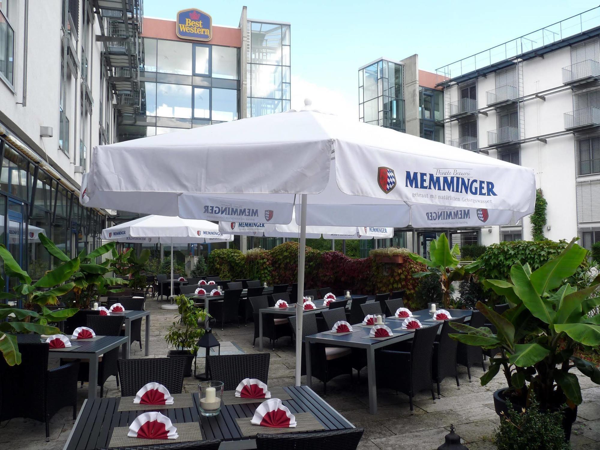 Plaza Inn Stuttgart-Ditzingen Restaurace fotografie